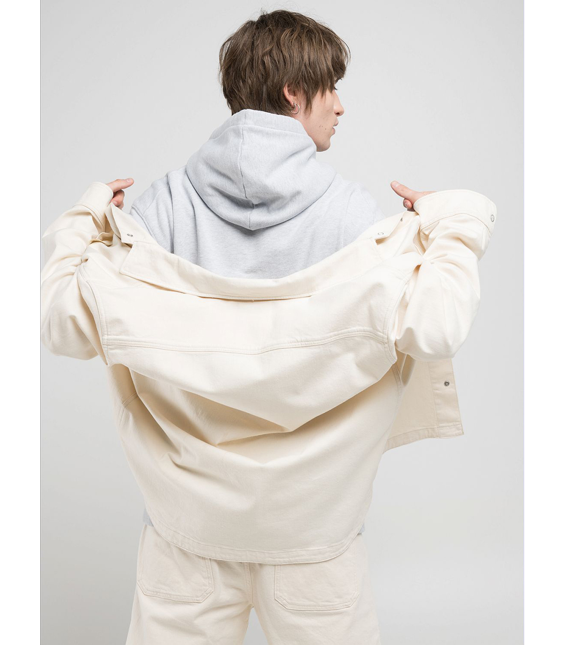 リラックスフィット ECRUデニムシャツ 詳細画像 アイボリー 3